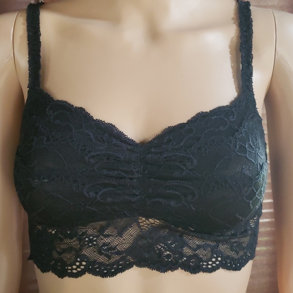 3 PINK VS Bra Tops - Picture 7 of 13